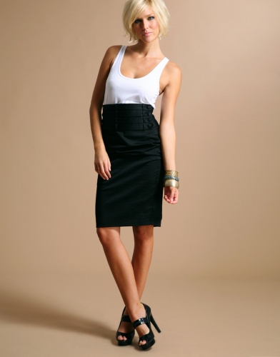 http://womanka.ru/wp-content/uploads/2011/01/skirts-2011-07.jpg