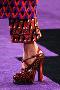 обувь с орнаментами от Prada в сезоне 2012-2013